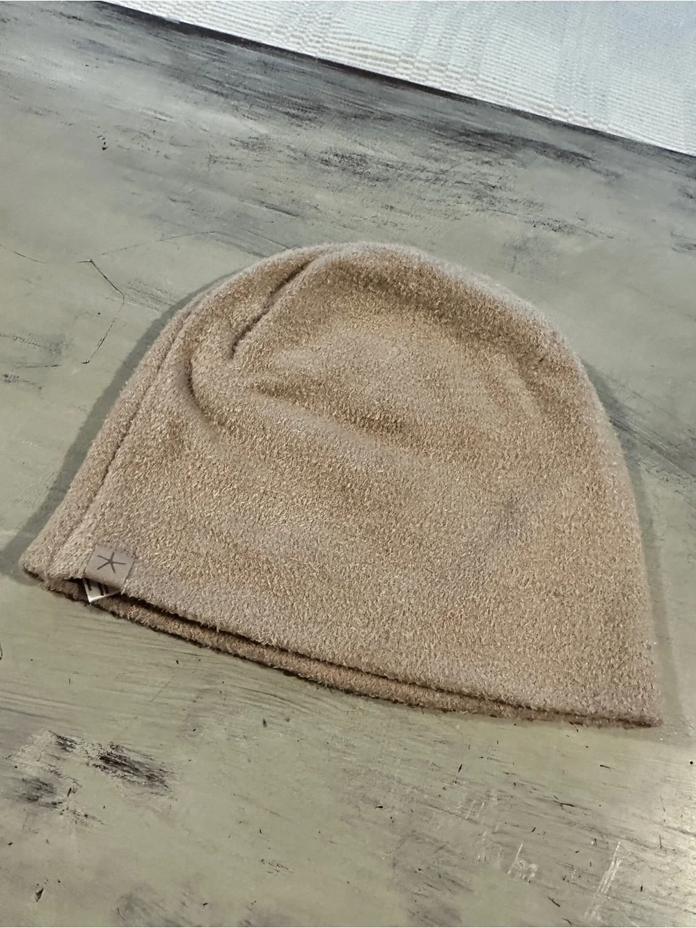 Barefoot Dreams®CozyChic Lite® Adult Beanie Taupe NWOT